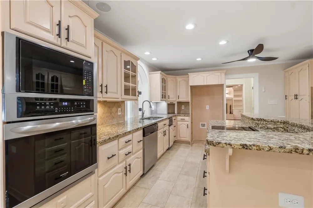 4232 Vineyard Trail Snellville, GA 30039