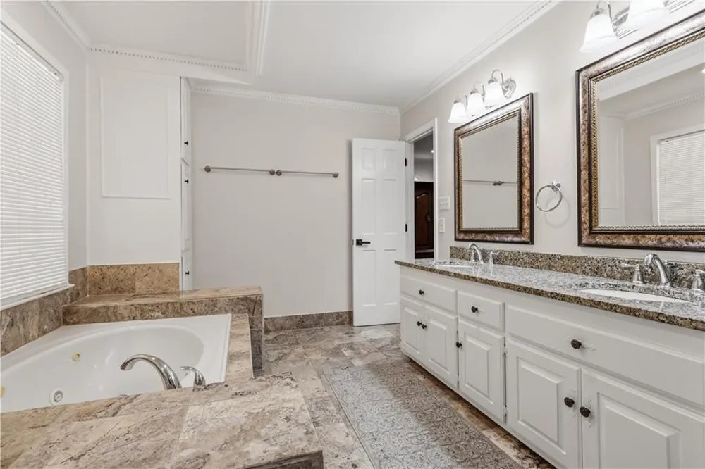4232 Vineyard Trail Snellville, GA 30039