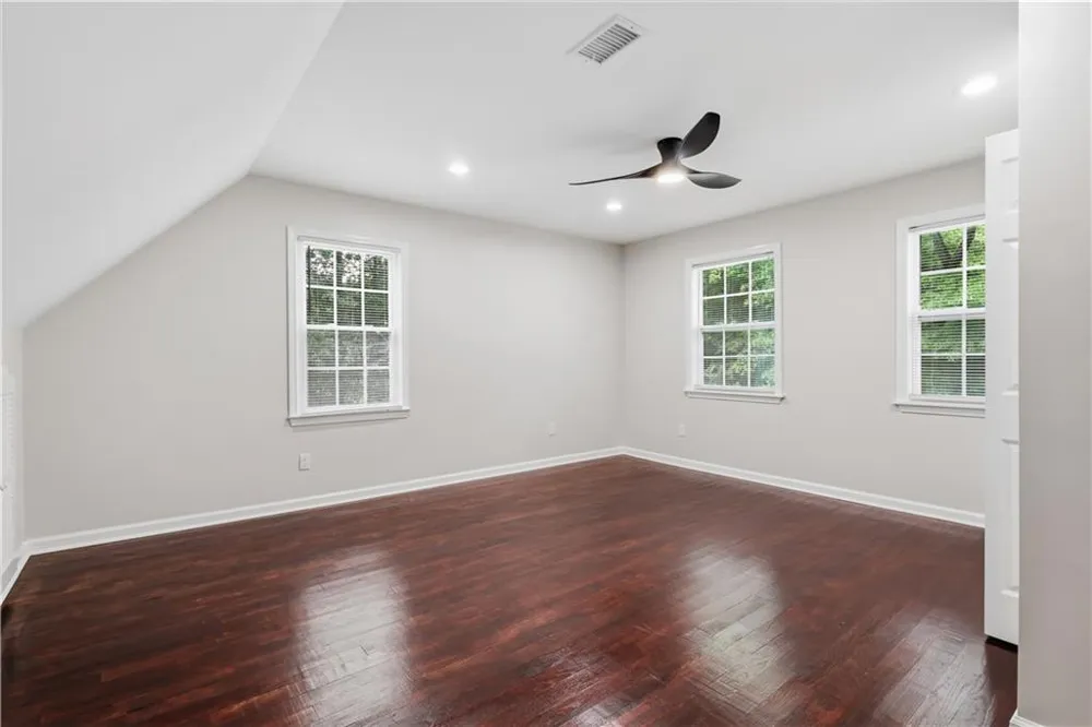 4232 Vineyard Trail Snellville, GA 30039