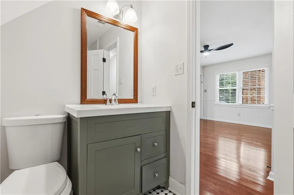 4232 Vineyard Trail Snellville, GA 30039