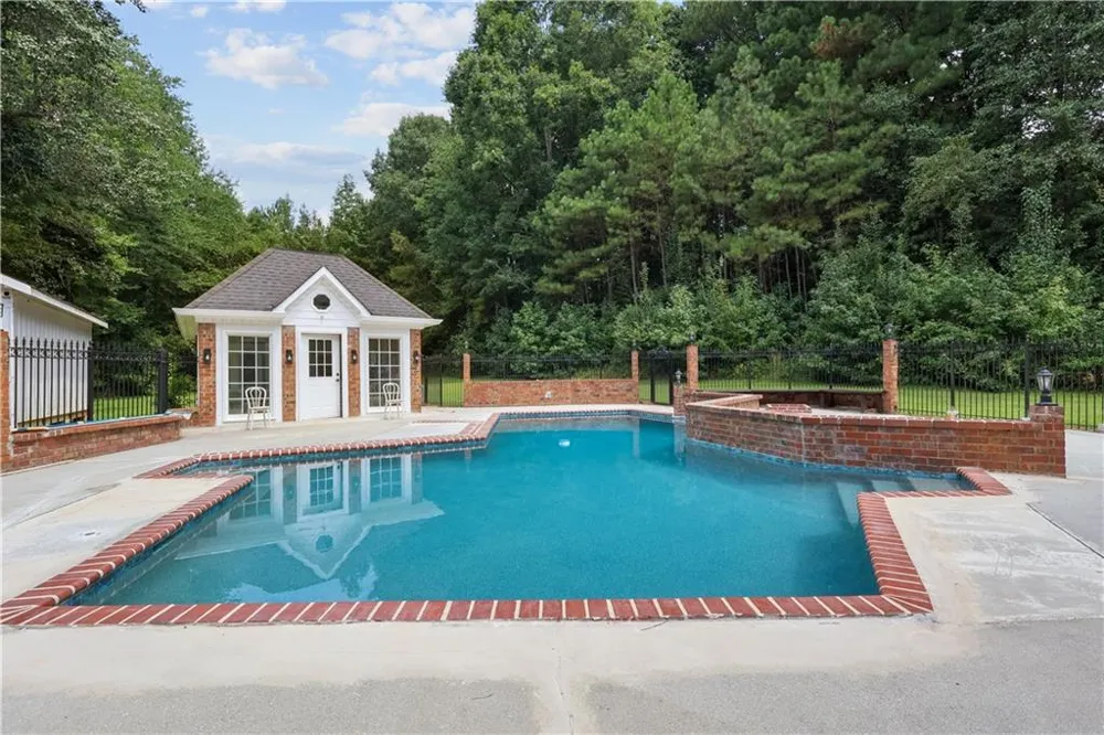 4232 Vineyard Trail Snellville, GA 30039