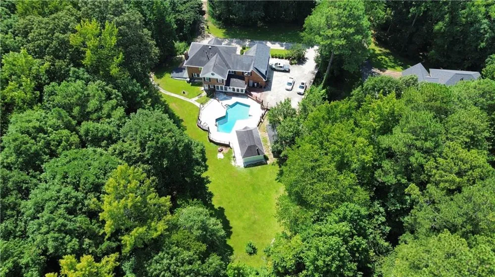4232 Vineyard Trail Snellville, GA 30039