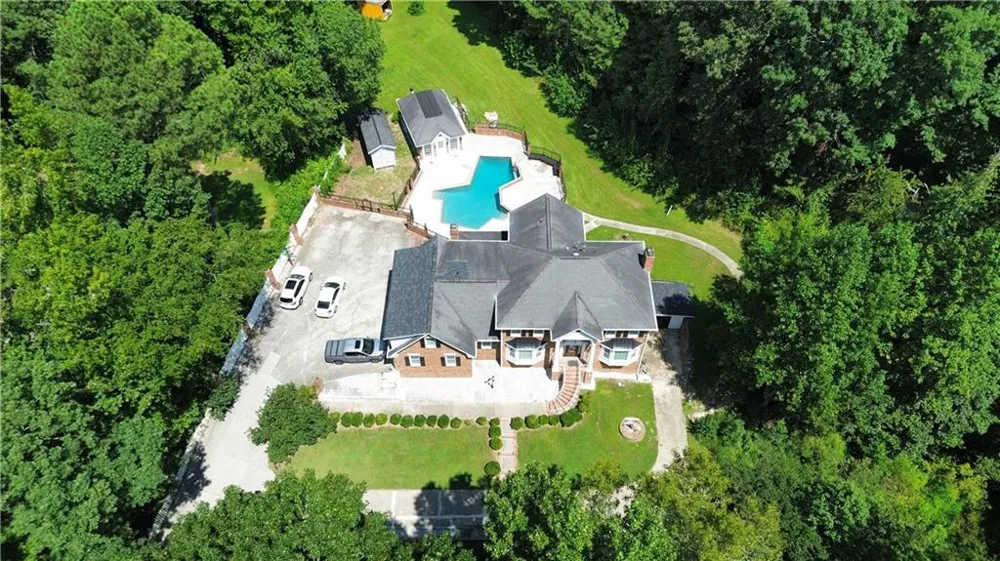 4232 Vineyard Trail Snellville, GA 30039