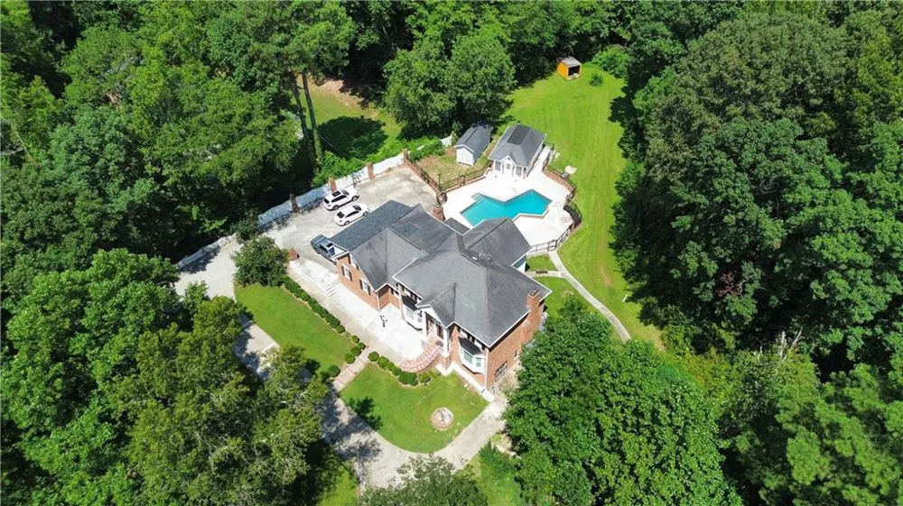 4232 Vineyard Trail Snellville, GA 30039