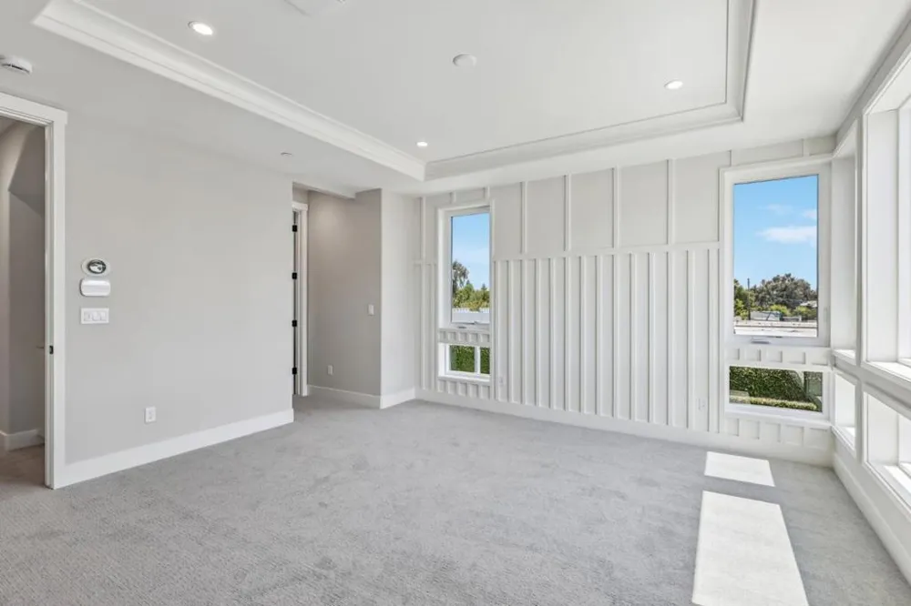 100 Koa Court Palo Alto, CA 94306