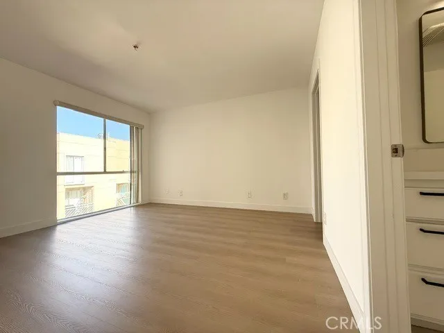 116 W Maple Unit 16 Porter Ranch, CA 91204