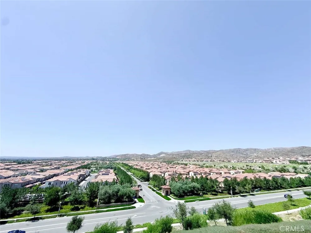 111 Sunnyslope Irvine, CA 92618