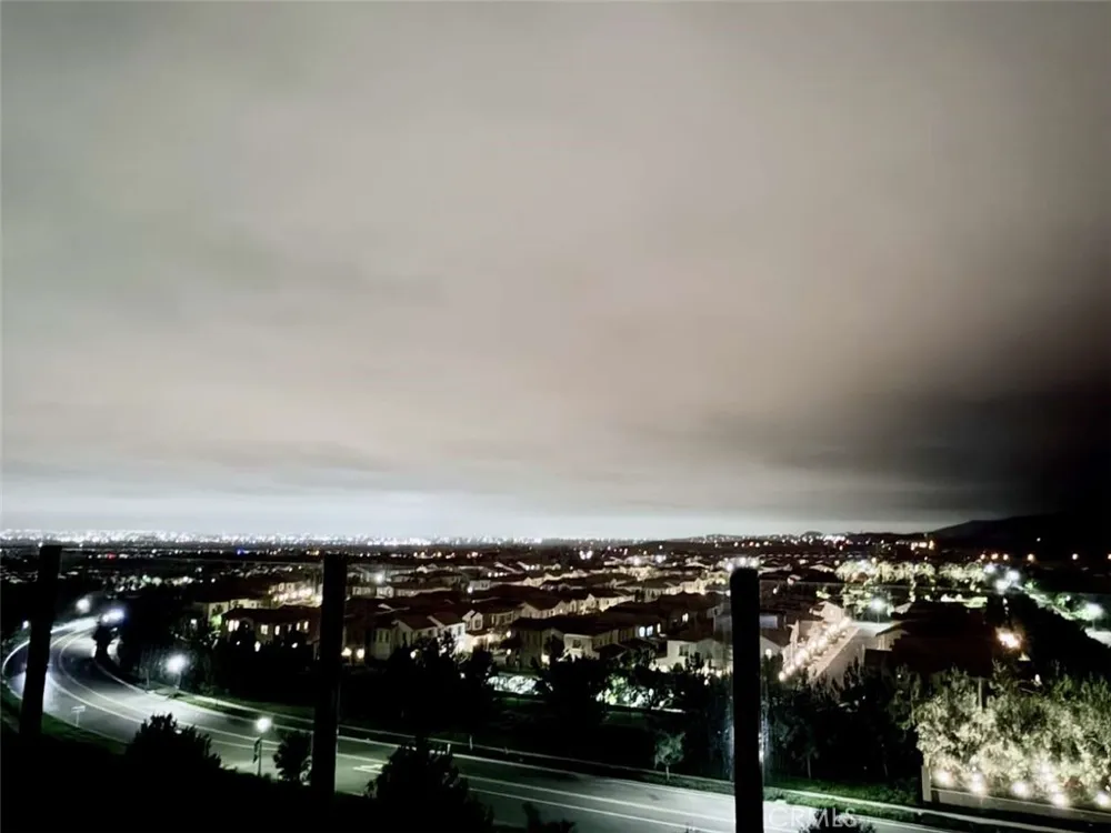 111 Sunnyslope Irvine, CA 92618