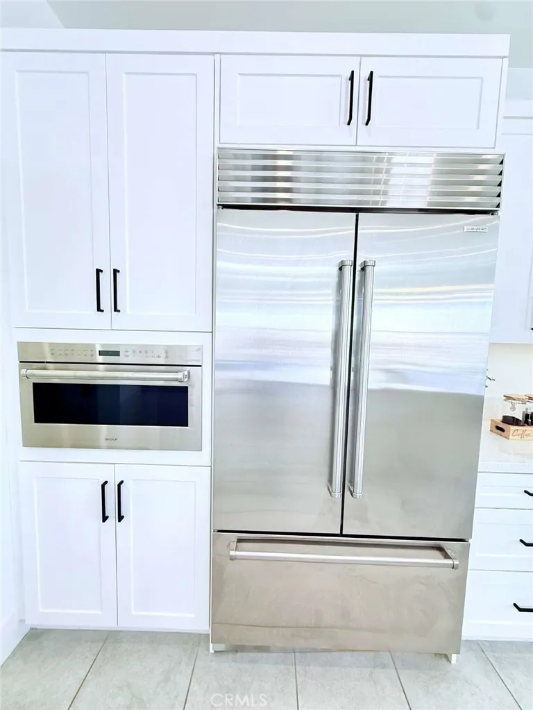 111 Sunnyslope Irvine, CA 92618