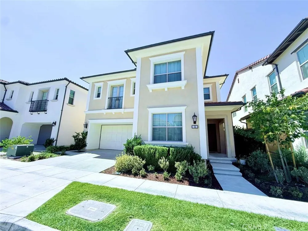 111 Sunnyslope Irvine, CA 92618