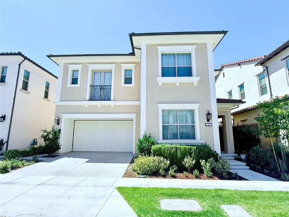 111 Sunnyslope Irvine, CA 92618