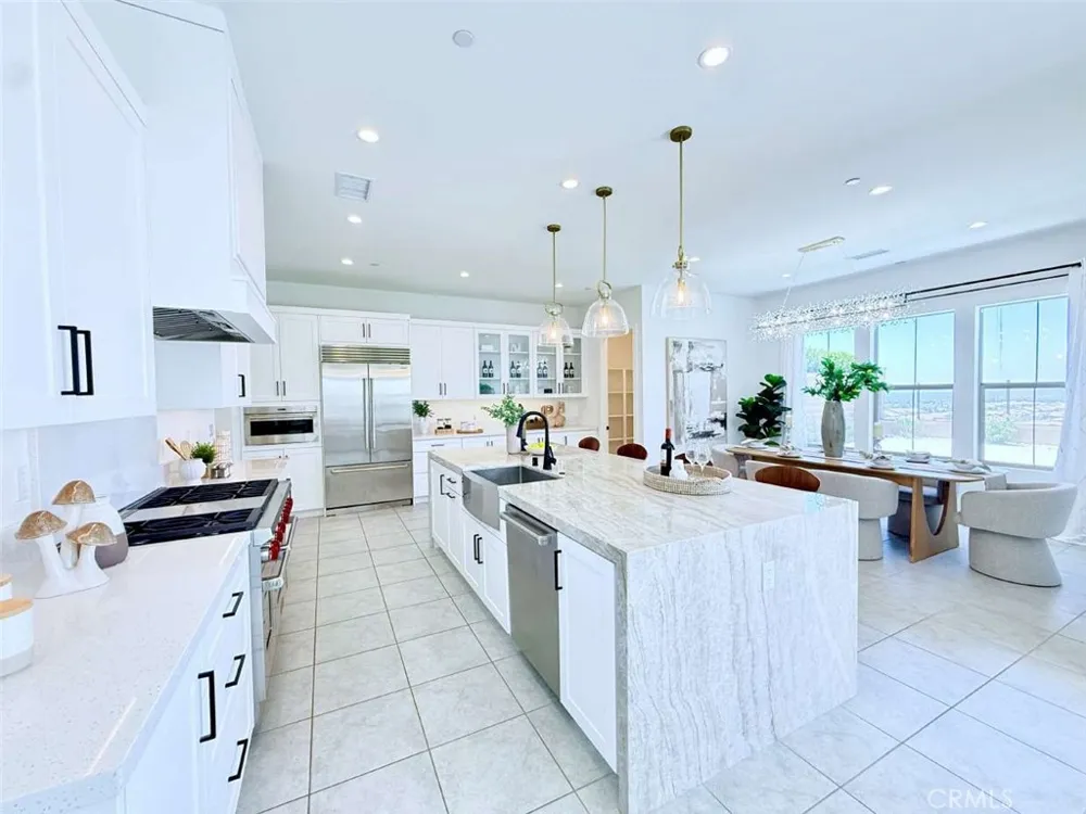 111 Sunnyslope Irvine, CA 92618