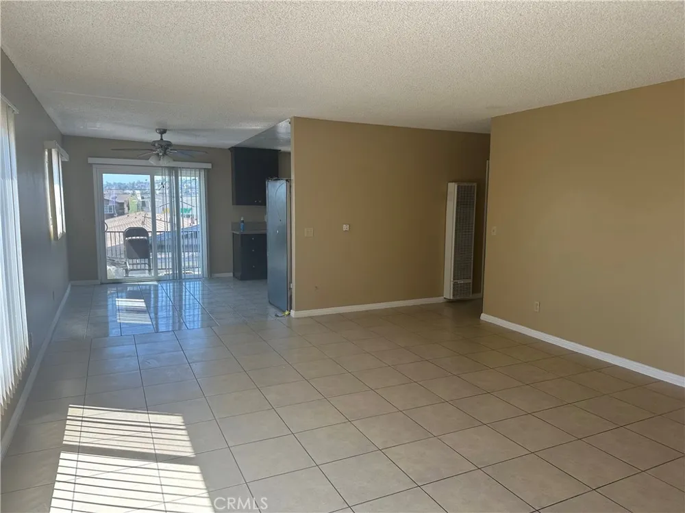 683 W 12th #4 Los Angeles, CA 90015