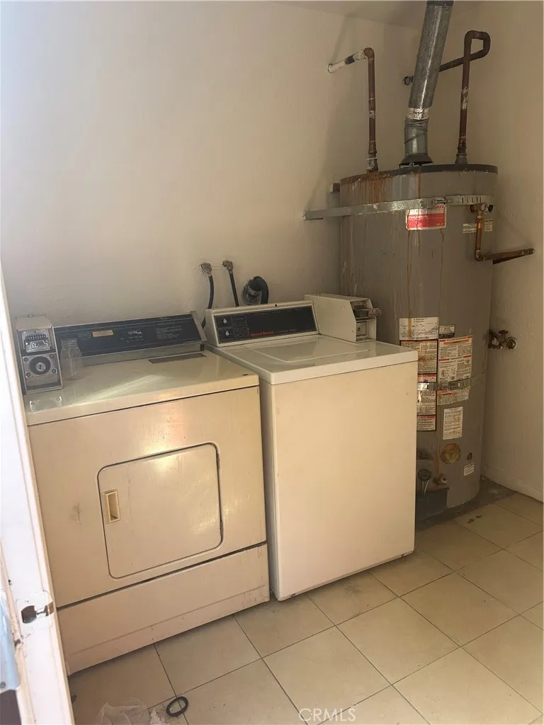 683 W 12th #4 Los Angeles, CA 90015