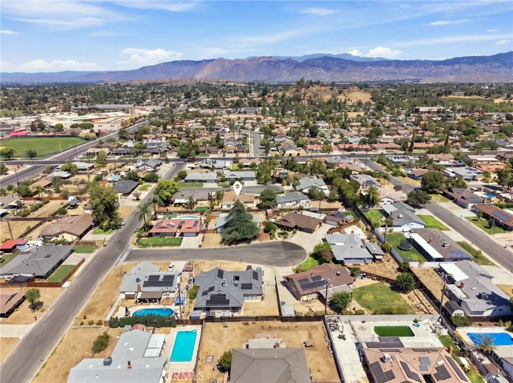 41845 Channing Hemet, CA 92544