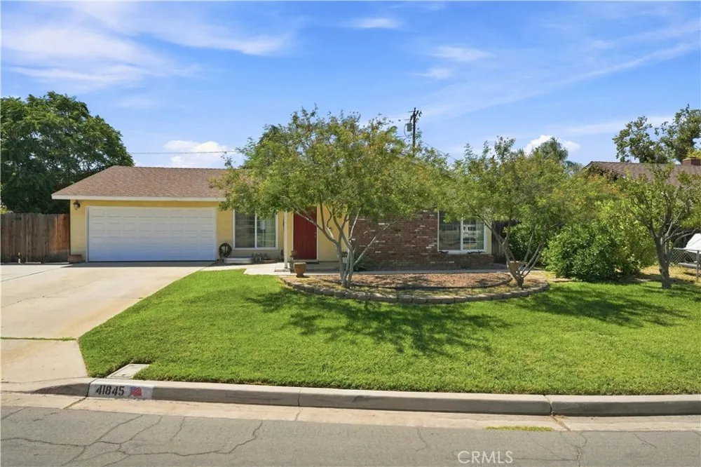 41845 Channing Hemet, CA 92544