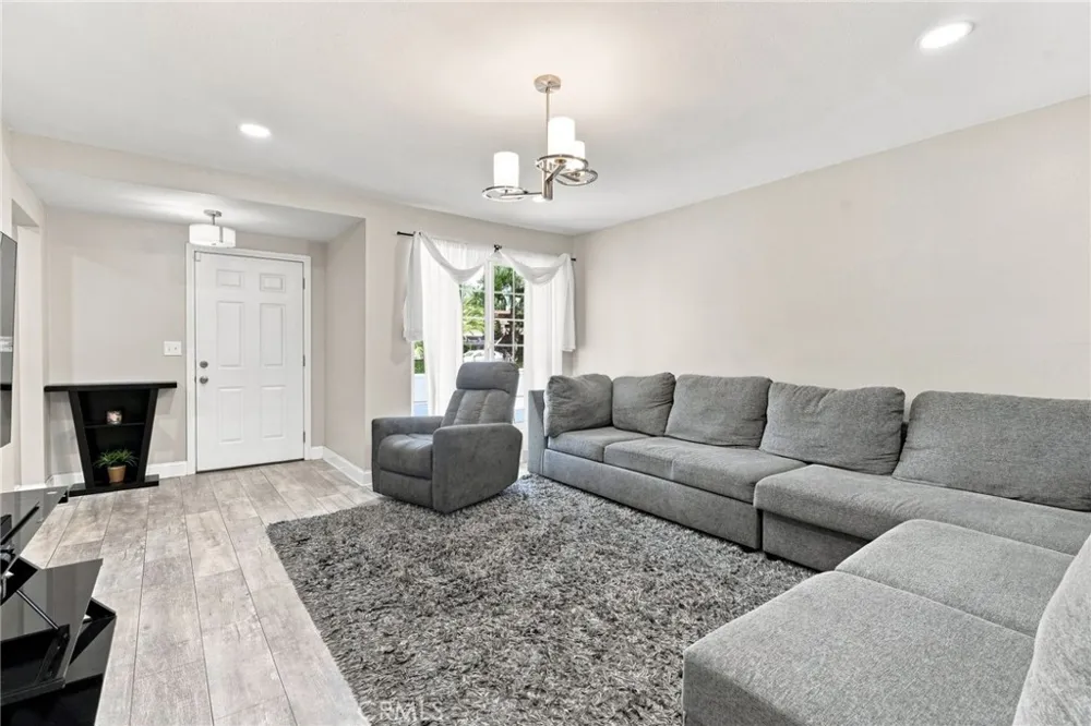 41845 Channing Hemet, CA 92544