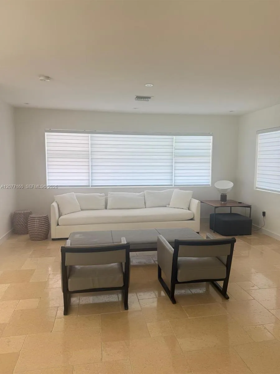 335 Harbor Dr Key Biscayne, FL 33149