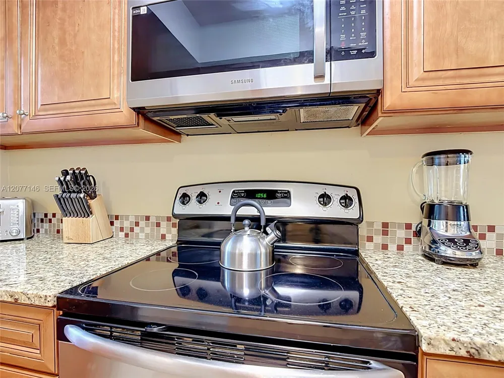 1007 Baseball and Boardwalk Ct Kissimmee, FL 34746
