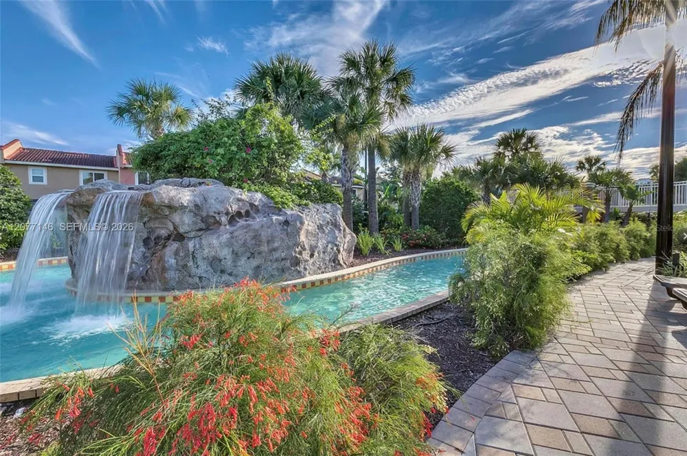 1007 Baseball and Boardwalk Ct Kissimmee, FL 34746