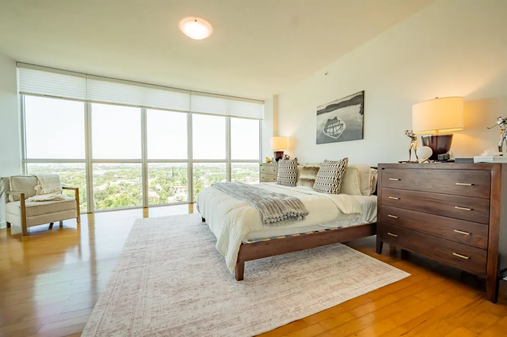 111 SE 8th Avenue #1402 Fort Lauderdale, FL 33301