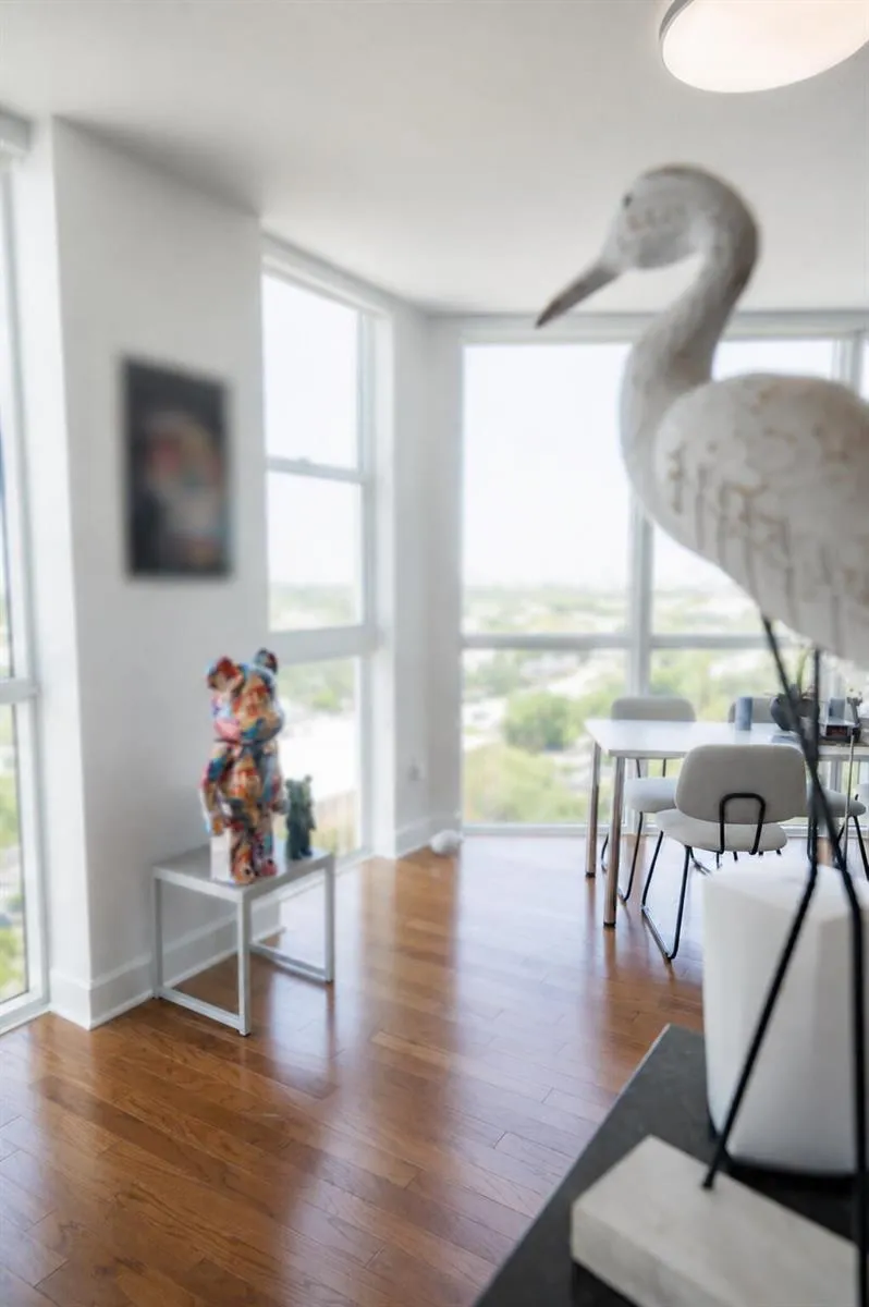 111 SE 8th Avenue #1402 Fort Lauderdale, FL 33301