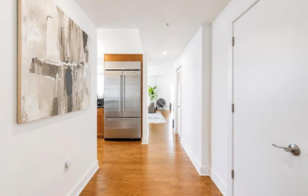 111 SE 8th Avenue #1402 Fort Lauderdale, FL 33301