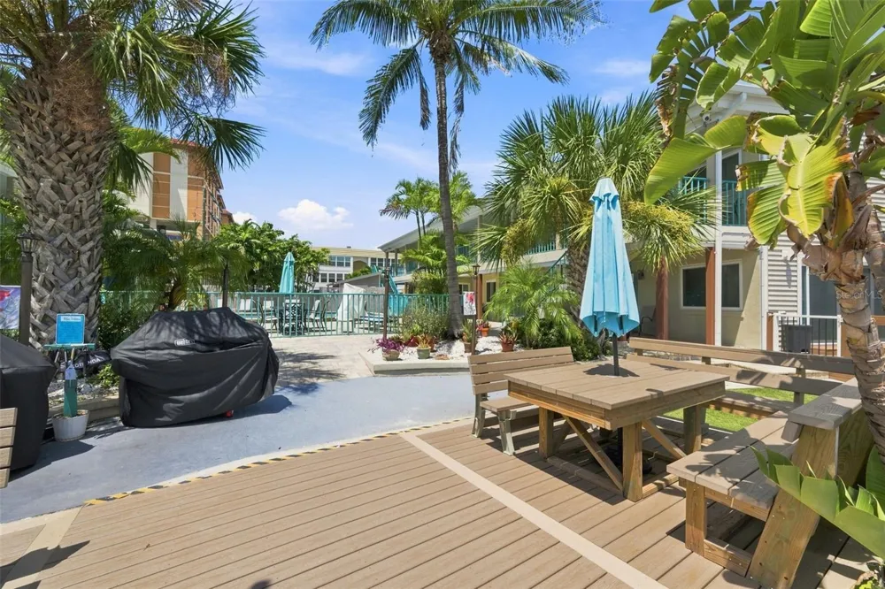 673 BAY ESPLANADE #109 Clearwater, FL 33767