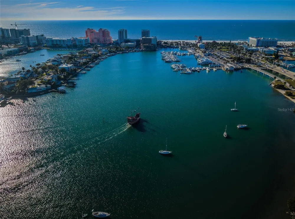 673 BAY ESPLANADE #109 Clearwater, FL 33767
