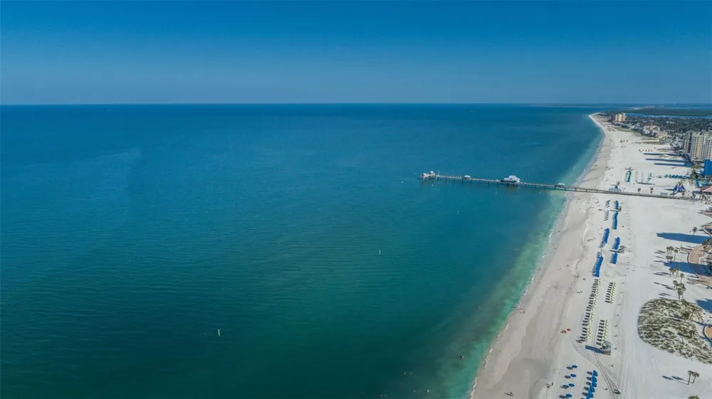 673 BAY ESPLANADE #109 Clearwater, FL 33767