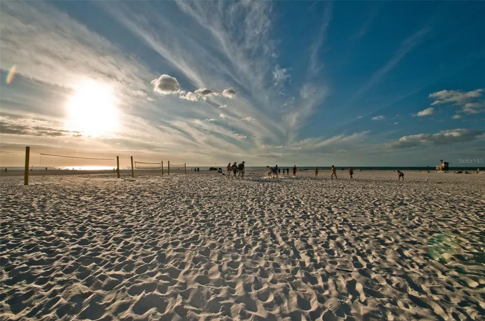 673 BAY ESPLANADE #109 Clearwater, FL 33767