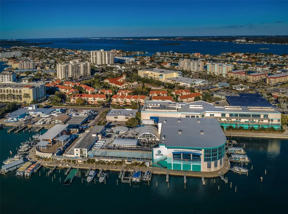 673 BAY ESPLANADE #109 Clearwater, FL 33767