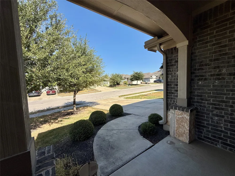 199 Tailwind Drive Kyle, TX 78640
