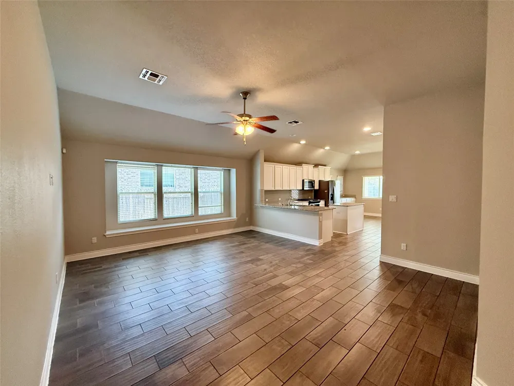 199 Tailwind Drive Kyle, TX 78640