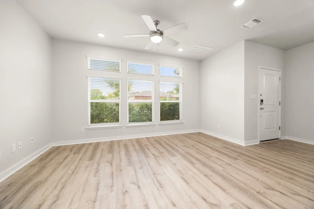605 W South Street #332 Leander, TX 78641