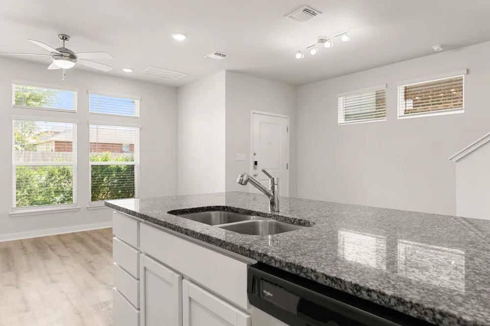 605 W South Street #332 Leander, TX 78641