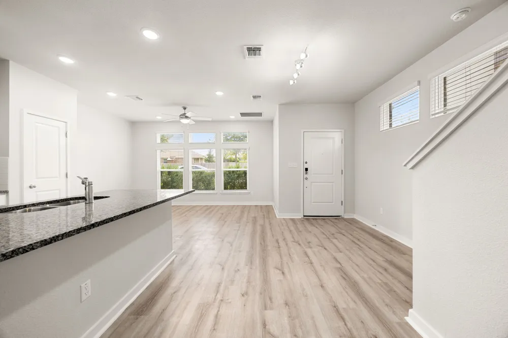 605 W South Street #332 Leander, TX 78641