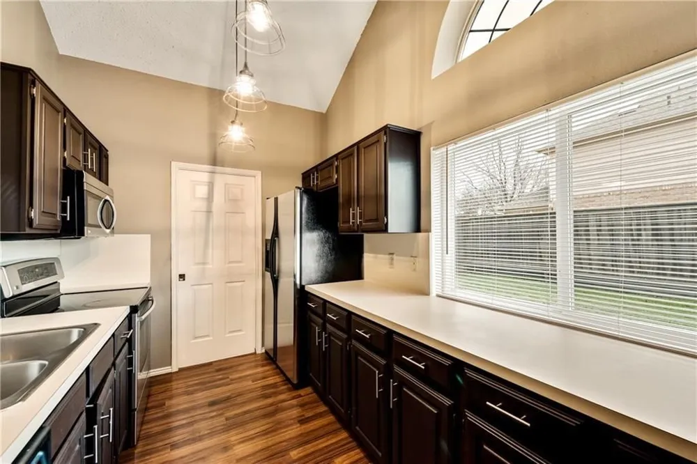 1203 Lone Wolf Trail Carrollton, TX 75007