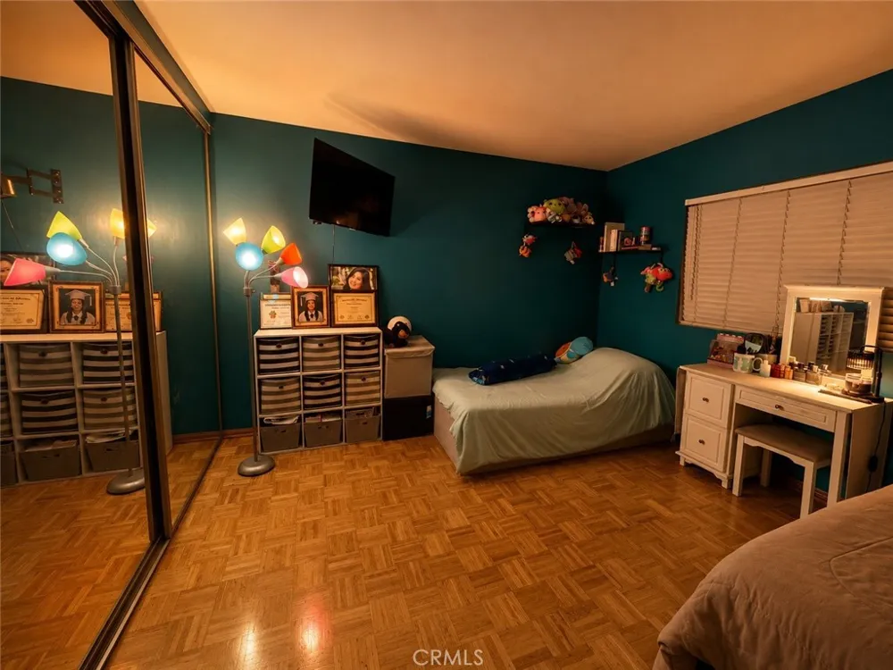 5349 Newcastle #34 Encino, CA 91316