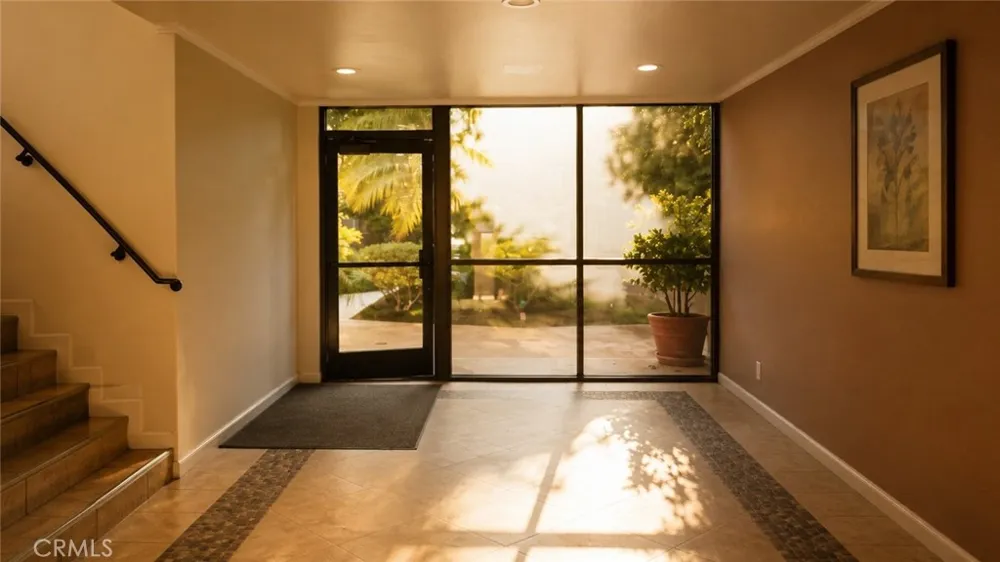 5349 Newcastle #34 Encino, CA 91316