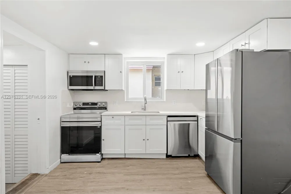 1701 NW 19th Ave #1701 Miami, FL 33125