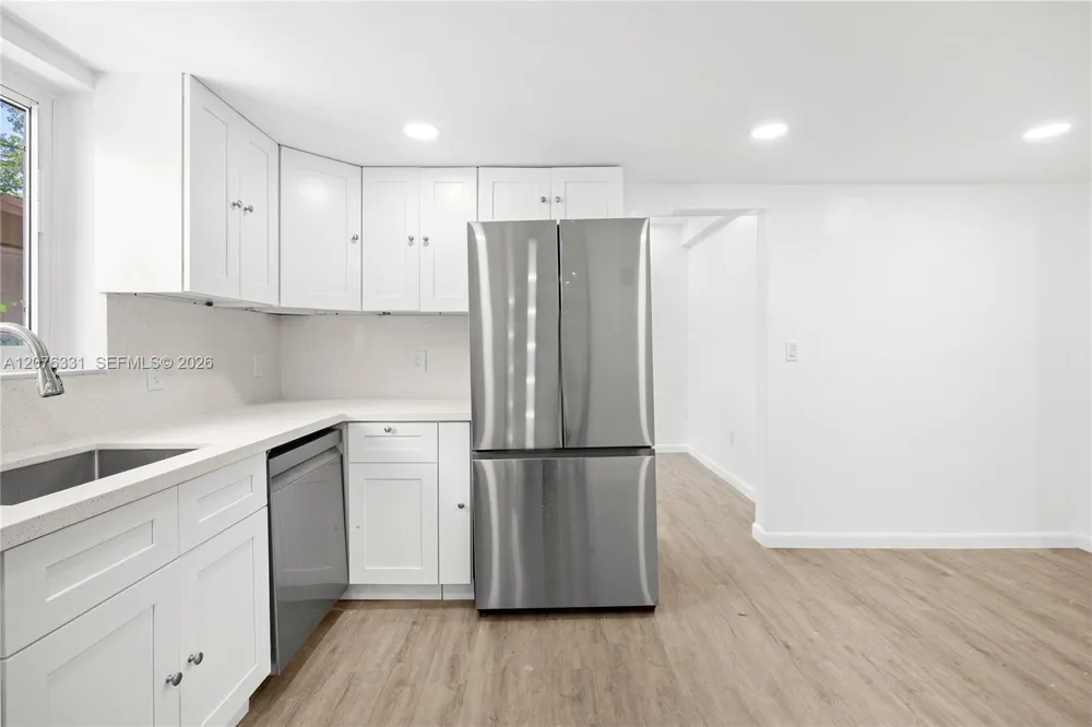 1701 NW 19th Ave #1701 Miami, FL 33125