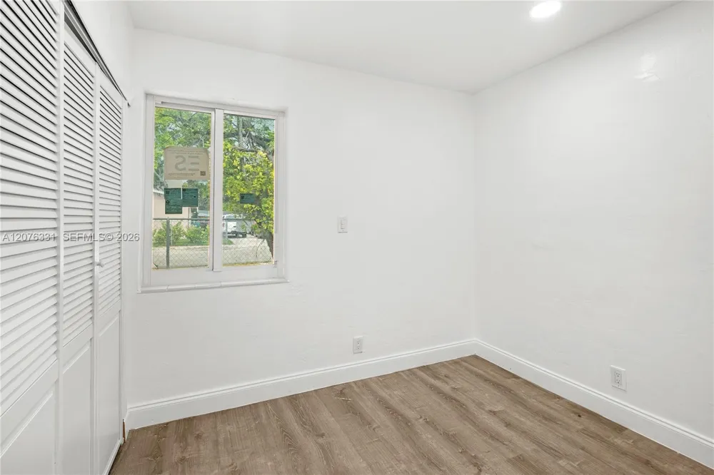 1701 NW 19th Ave #1701 Miami, FL 33125