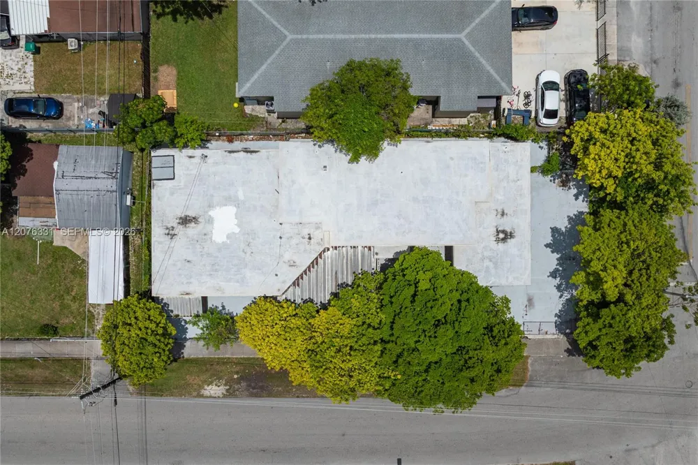 1701 NW 19th Ave #1701 Miami, FL 33125