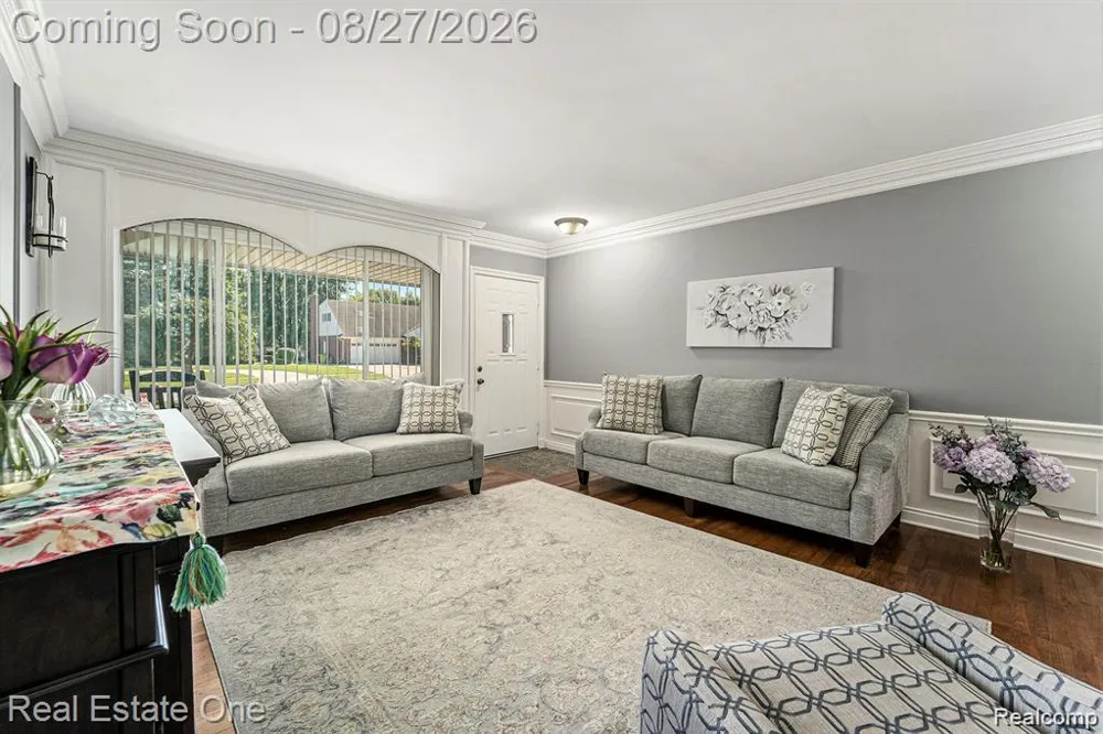 13167 Kozak Drive Sterling Heights City, MI 48312