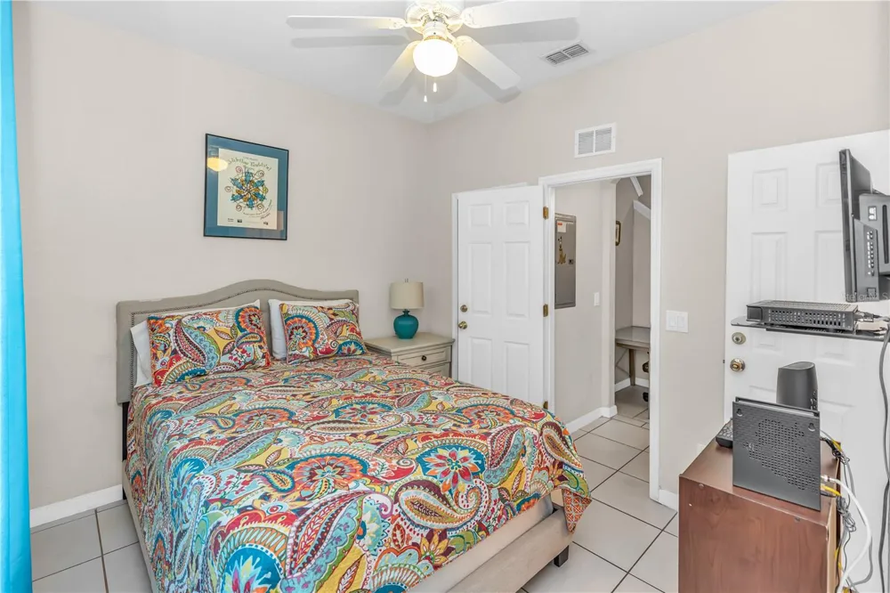 712 CALABRIA AVENUE Davenport, FL 33897