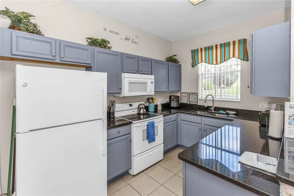 712 CALABRIA AVENUE Davenport, FL 33897