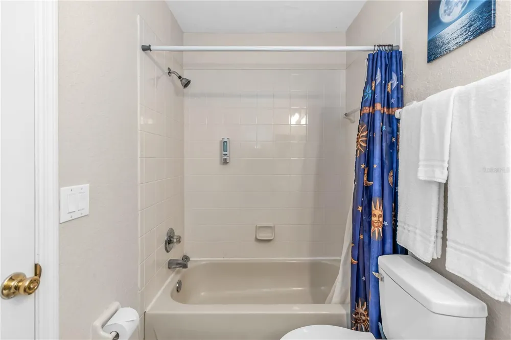 712 CALABRIA AVENUE Davenport, FL 33897