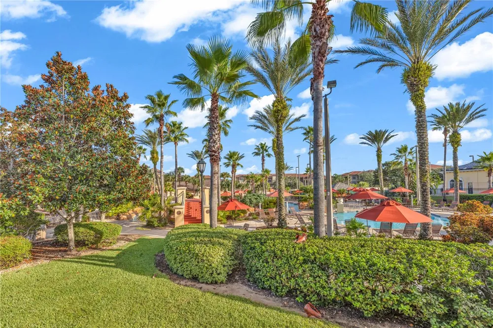 712 CALABRIA AVENUE Davenport, FL 33897
