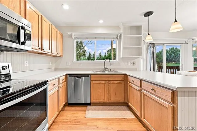 5910 Dunraven Way Golden, CO 80403